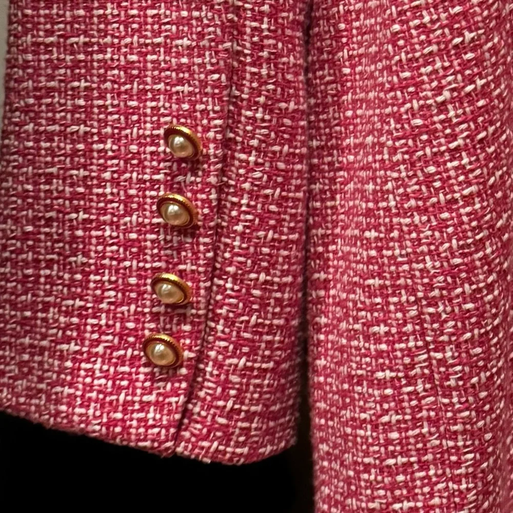 Tweed Bouclé Pink White Jacket Blazer Pearl Buttons Nanette Lepore 🌸💗 - Picture 10 of 10